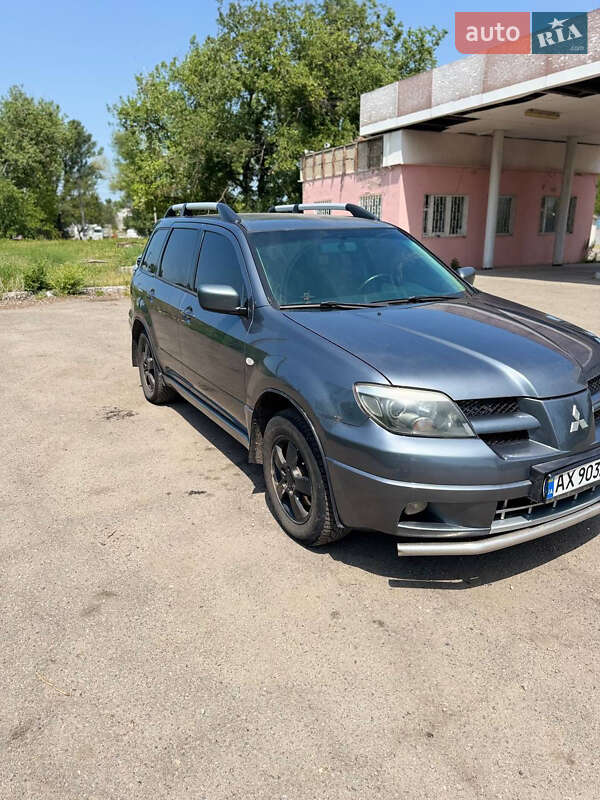 Mitsubishi Outlander 2004