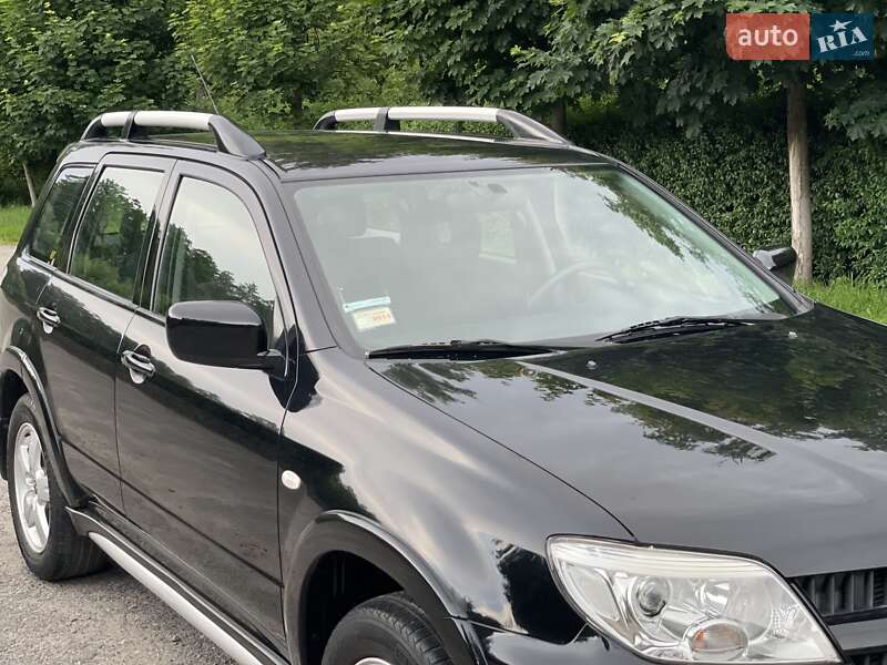 Позашляховик / Кросовер Mitsubishi Outlander 2009 в Вінниці