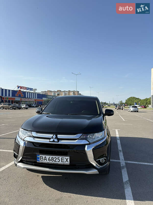 Mitsubishi Outlander 2017