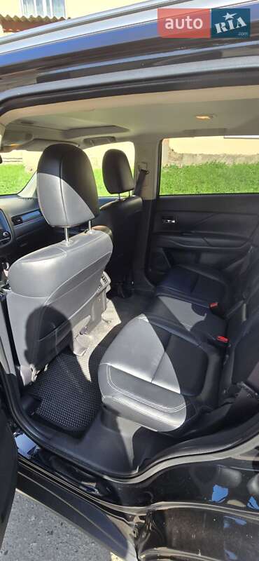 Позашляховик / Кросовер Mitsubishi Outlander 2020 в Полтаві