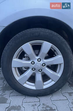 Внедорожник / Кроссовер Mitsubishi Outlander 2010 в 