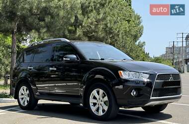 Позашляховик / Кросовер Mitsubishi Outlander 2010 в Одесі
