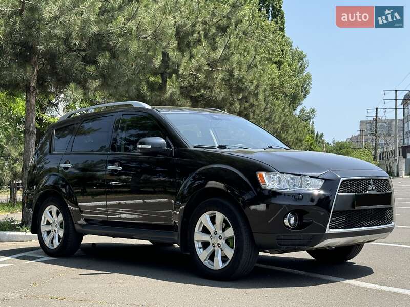 Mitsubishi Outlander 2010