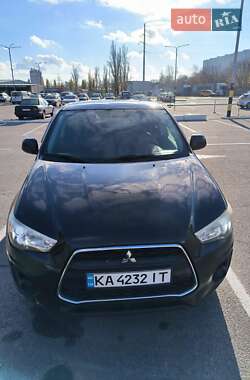 Внедорожник / Кроссовер Mitsubishi Outlander 2013 в Киеве