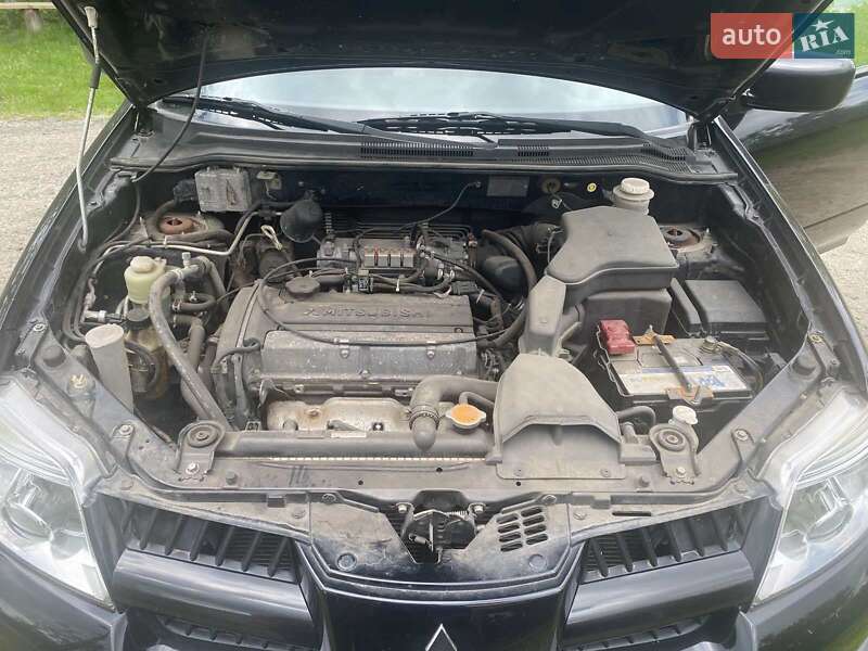 Внедорожник / Кроссовер Mitsubishi Outlander 2008 в Ковеле