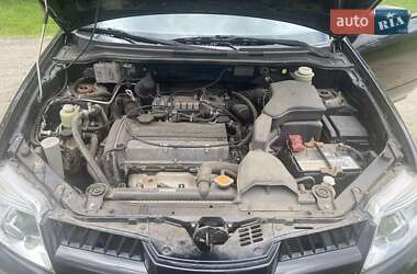 Внедорожник / Кроссовер Mitsubishi Outlander 2009 в 