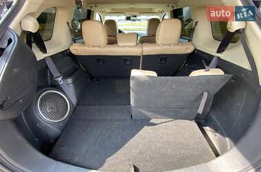 Внедорожник / Кроссовер Mitsubishi Outlander 2016 в 