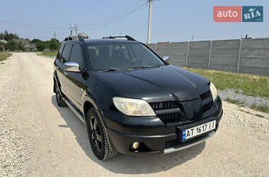 Позашляховик / Кросовер Mitsubishi Outlander 2006 в Новій Ушиці