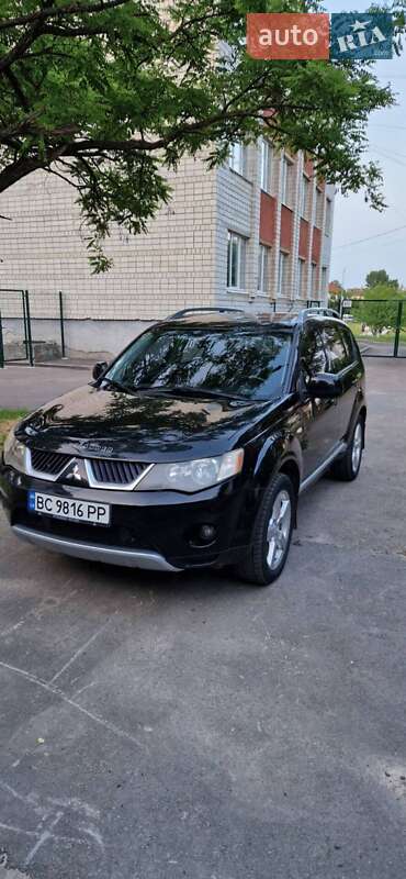 Внедорожник / Кроссовер Mitsubishi Outlander 2007 в Львове
