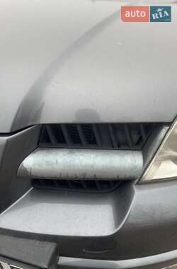 Внедорожник / Кроссовер Mitsubishi Outlander 2006 в 