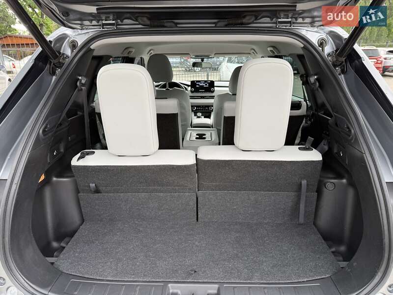 Внедорожник / Кроссовер Mitsubishi Outlander 2022 в Киеве