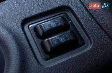 Внедорожник / Кроссовер Mitsubishi Outlander 2014 в 