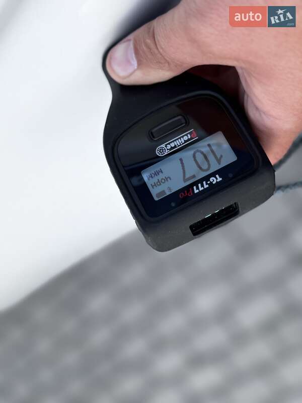 Внедорожник / Кроссовер Mitsubishi Outlander 2015 в Дрогобыче