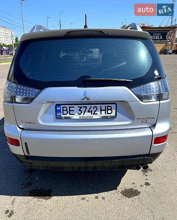 Позашляховик / Кросовер Mitsubishi Outlander 2007 в Миколаєві