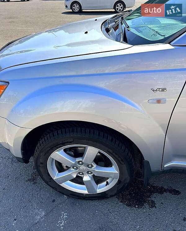 Позашляховик / Кросовер Mitsubishi Outlander 2007 в Миколаєві