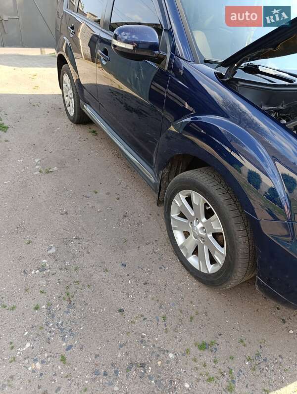 Позашляховик / Кросовер Mitsubishi Outlander 2010 в Сумах