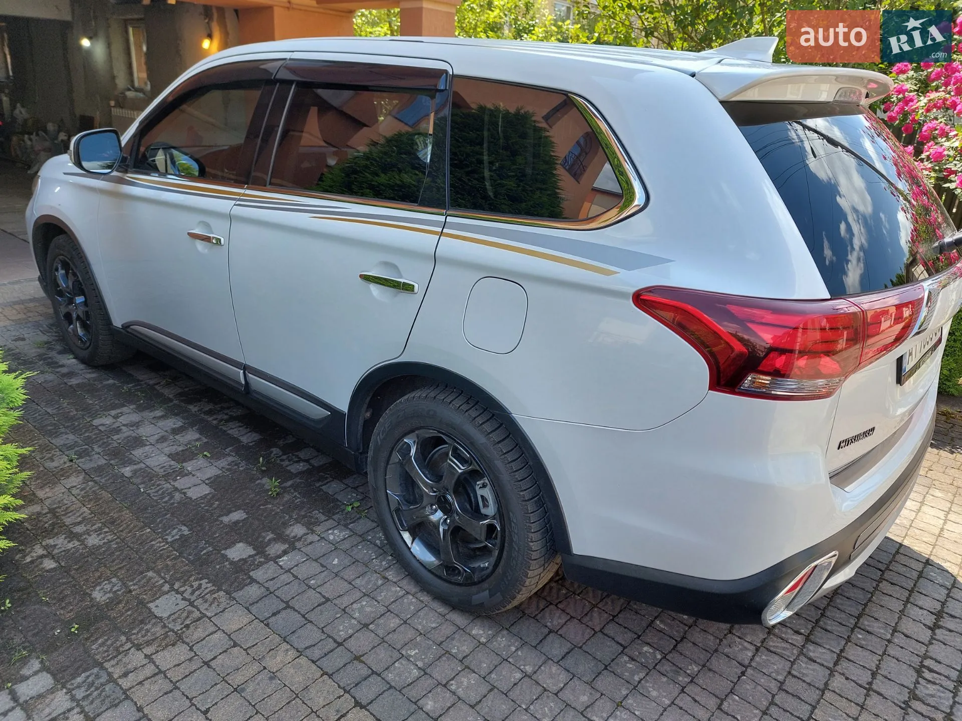 2016 Mitsubishi Outlander - мініатюра 4