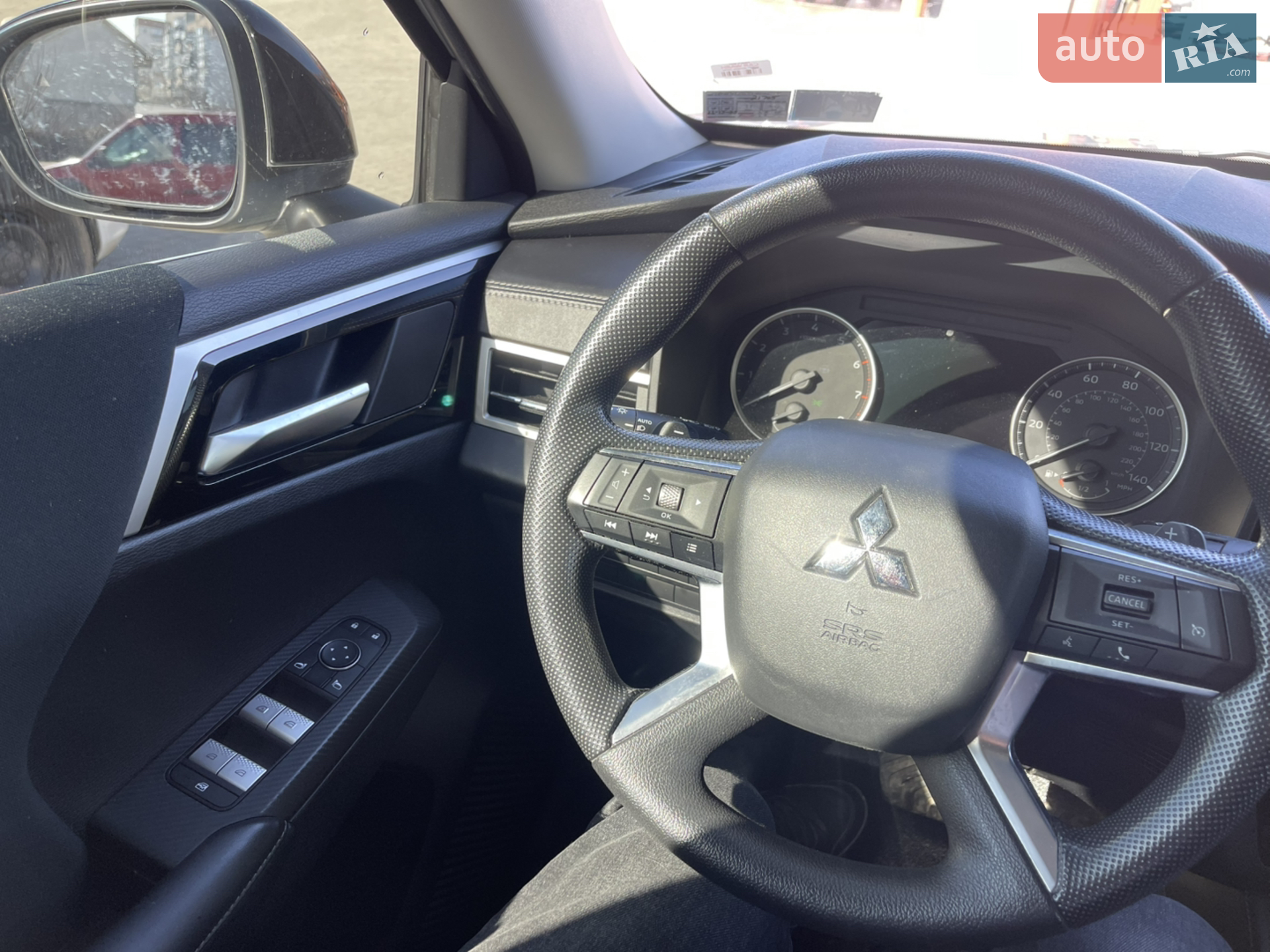 2021 Mitsubishi Outlander - мініатюра 6