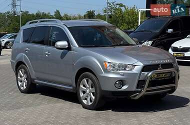 Позашляховик / Кросовер Mitsubishi Outlander 2010 в Чернівцях
