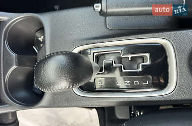 Внедорожник / Кроссовер Mitsubishi Outlander 2013 в 