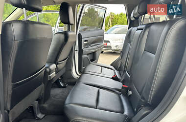 Внедорожник / Кроссовер Mitsubishi Outlander 2013 в 