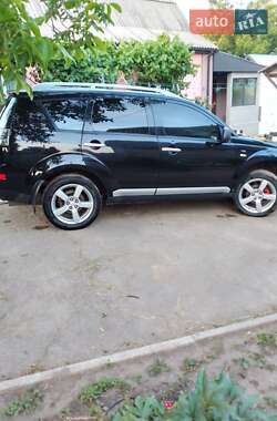 Позашляховик / Кросовер Mitsubishi Outlander 2007 в Жашківу