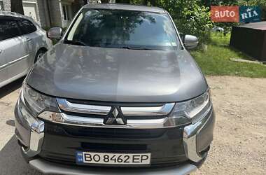 Внедорожник / Кроссовер Mitsubishi Outlander 2017 в Тернополе