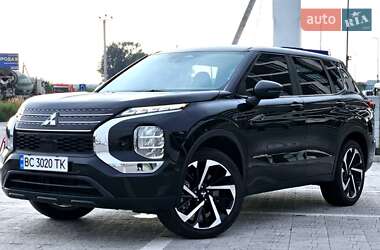 Внедорожник / Кроссовер Mitsubishi Outlander 2021 в Львове