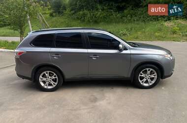 Позашляховик / Кросовер Mitsubishi Outlander 2014 в Вінниці