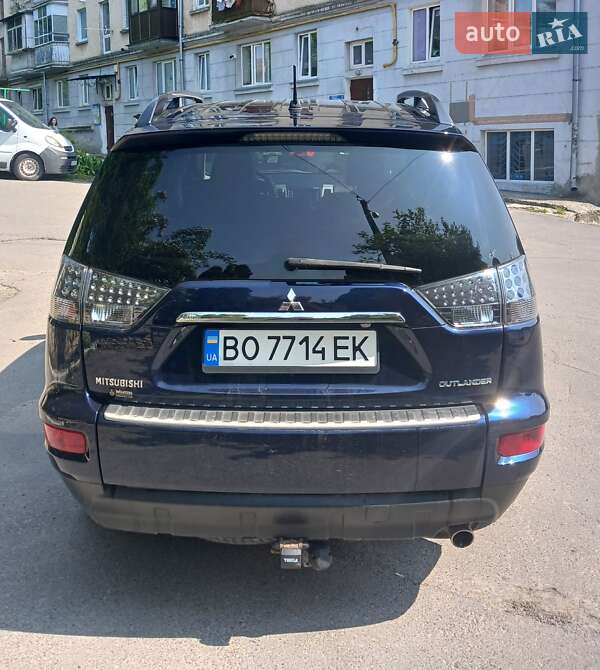 Внедорожник / Кроссовер Mitsubishi Outlander 2010 в Тернополе