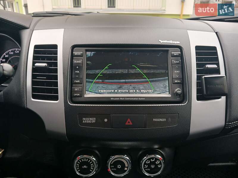 Внедорожник / Кроссовер Mitsubishi Outlander 2010 в Тернополе