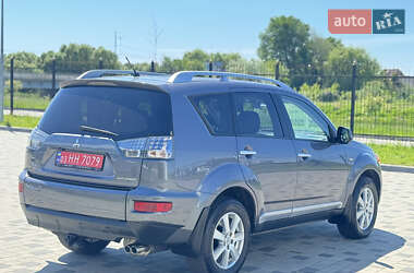 Внедорожник / Кроссовер Mitsubishi Outlander 2008 в 