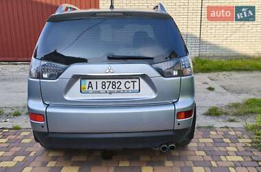 Внедорожник / Кроссовер Mitsubishi Outlander 2009 в 