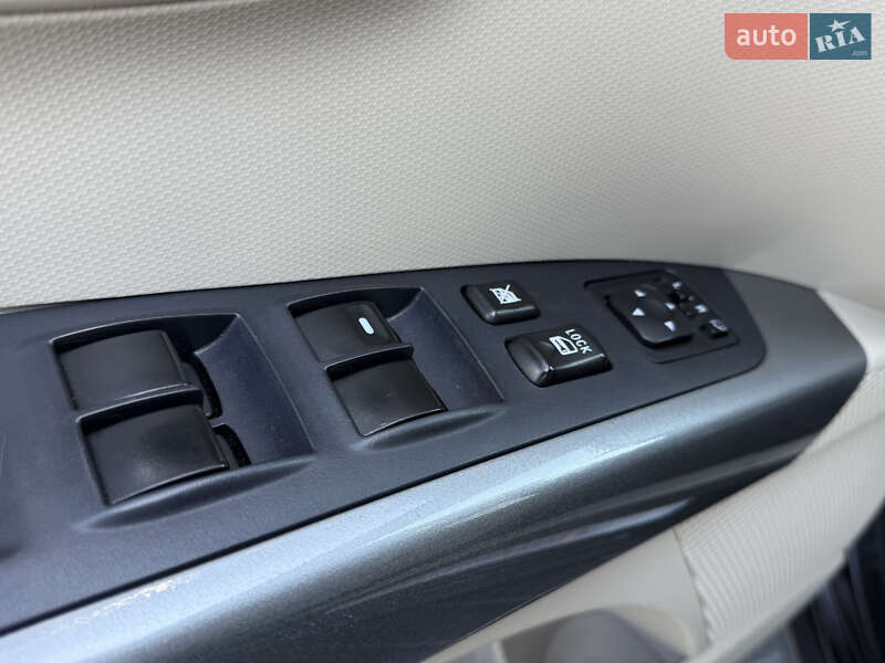 Позашляховик / Кросовер Mitsubishi Outlander 2008 в Одесі