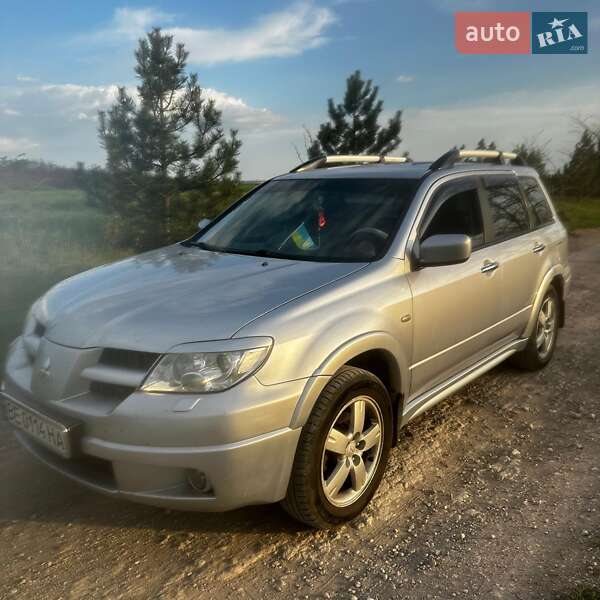 Внедорожник / Кроссовер Mitsubishi Outlander 2008 в Николаеве