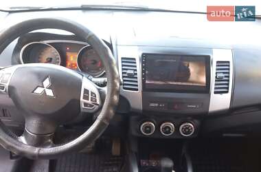 Внедорожник / Кроссовер Mitsubishi Outlander 2008 в 