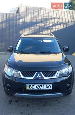 Позашляховик / Кросовер Mitsubishi Outlander 2008 в Миколаєві