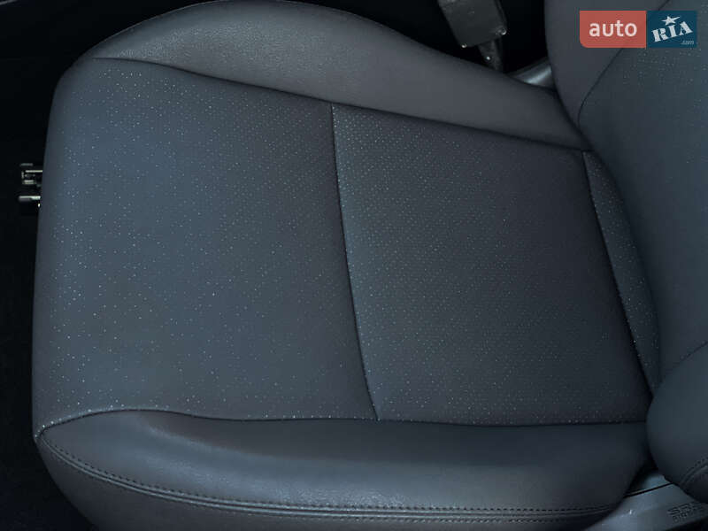 Внедорожник / Кроссовер Mitsubishi Outlander 2022 в Одессе