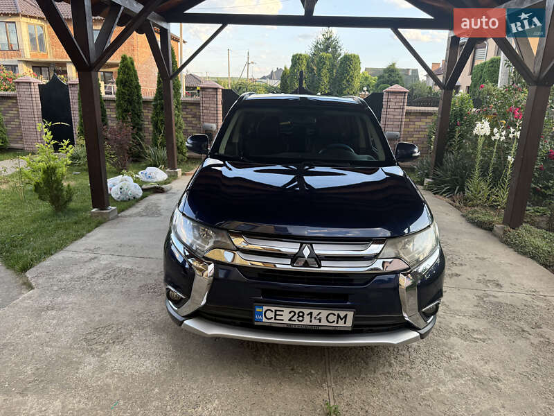 Mitsubishi Outlander 2016