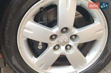Внедорожник / Кроссовер Mitsubishi Outlander 2005 в 