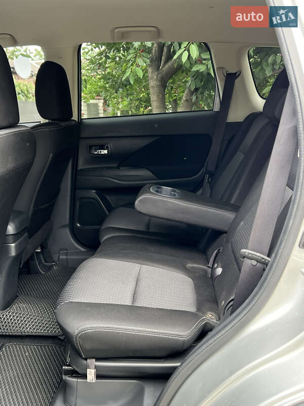 Внедорожник / Кроссовер Mitsubishi Outlander 2018 в Золотоноше