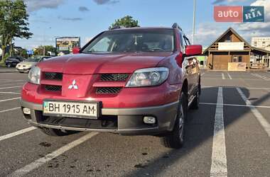 Внедорожник / Кроссовер Mitsubishi Outlander 2004 в 