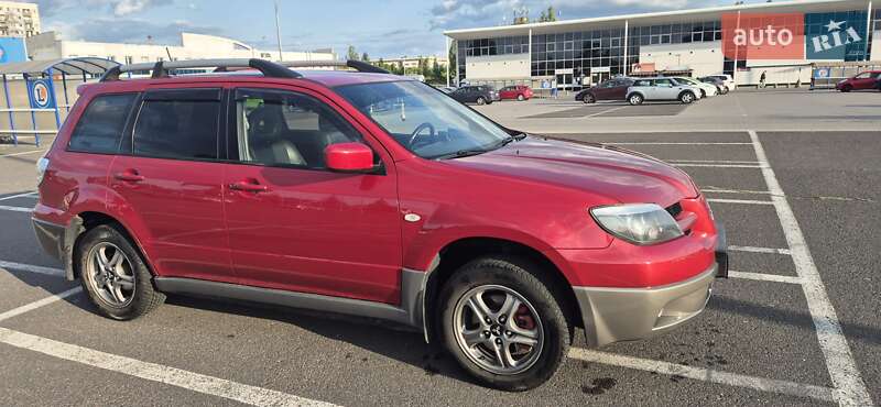 Mitsubishi Outlander 2004