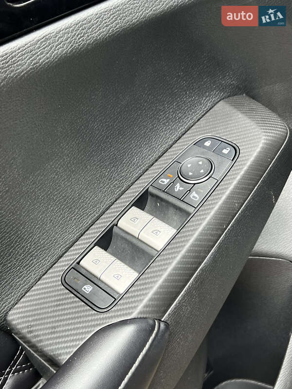 Внедорожник / Кроссовер Mitsubishi Outlander 2023 в Одессе фото 24 Внедорожник / Кроссовер Mitsubishi Outlander 2023 в Одессе