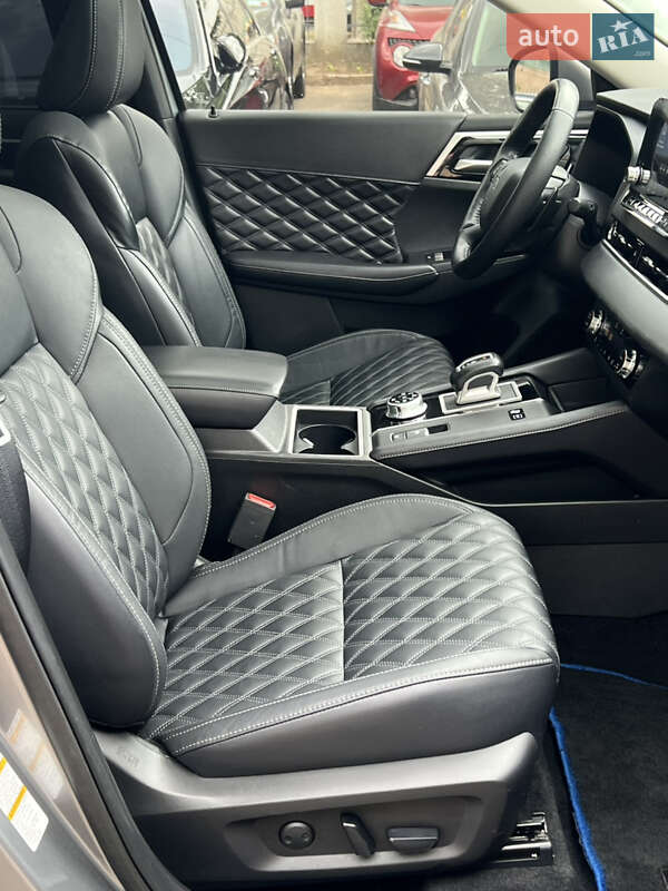 Внедорожник / Кроссовер Mitsubishi Outlander 2023 в Одессе фото 56 Внедорожник / Кроссовер Mitsubishi Outlander 2023 в Одессе