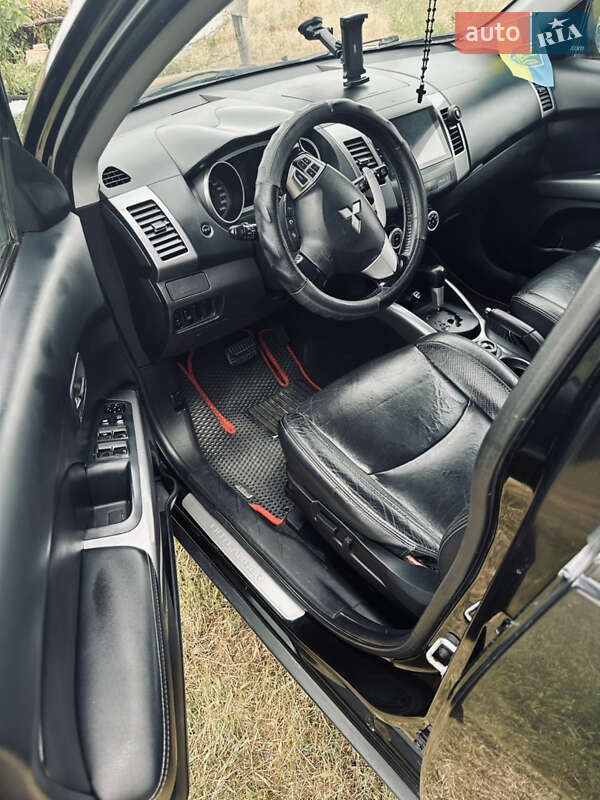 Позашляховик / Кросовер Mitsubishi Outlander 2007 в Миколаєві