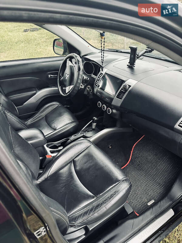 Позашляховик / Кросовер Mitsubishi Outlander 2007 в Миколаєві