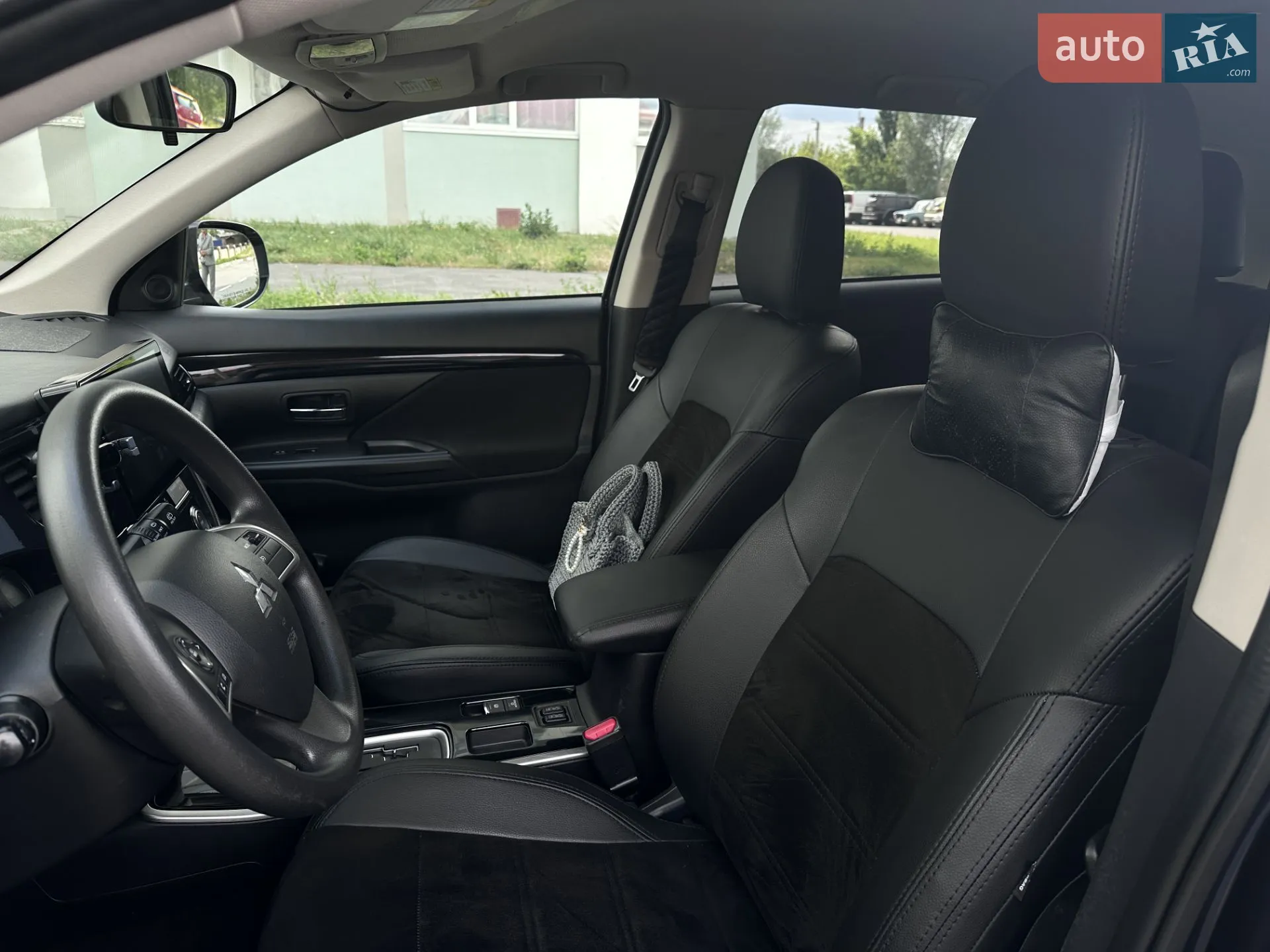 2018 Mitsubishi Outlander - мініатюра 14