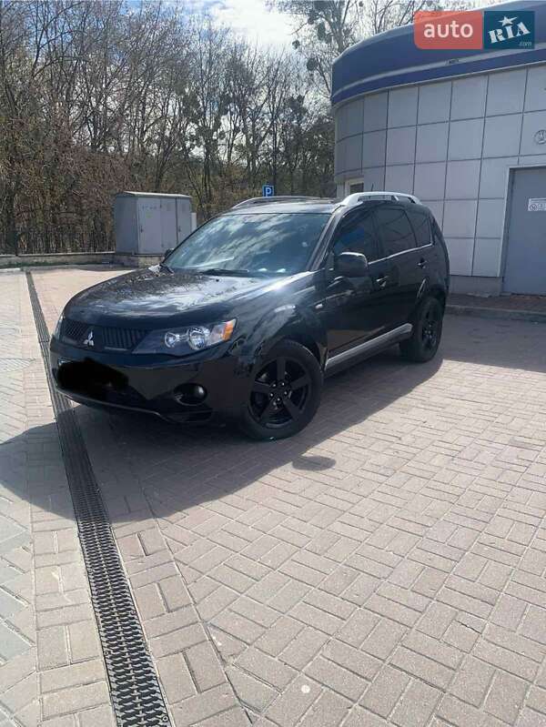 Mitsubishi Outlander 2008