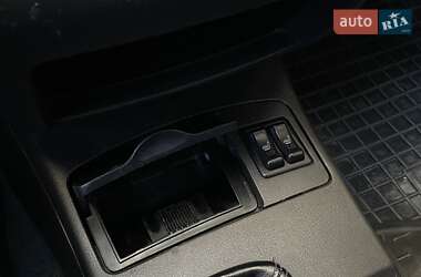Внедорожник / Кроссовер Mitsubishi Outlander 2008 в 